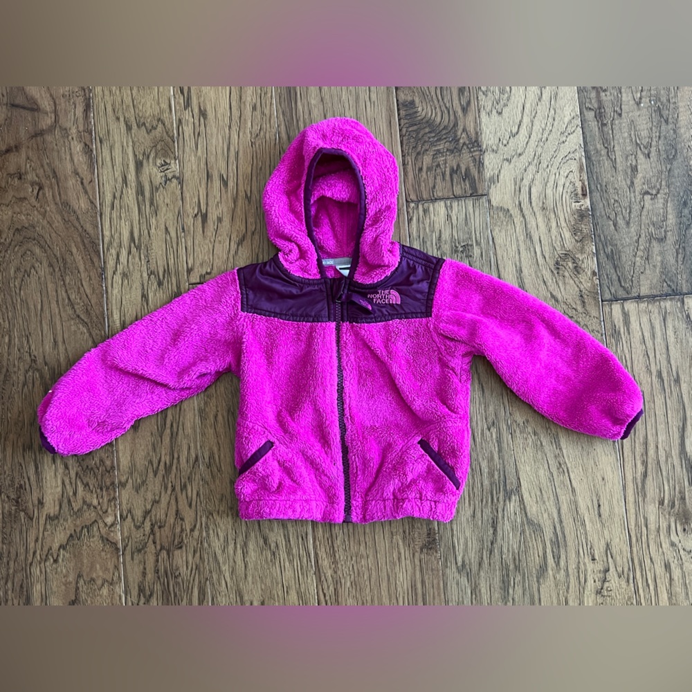 North Face 2T fleece in GUC